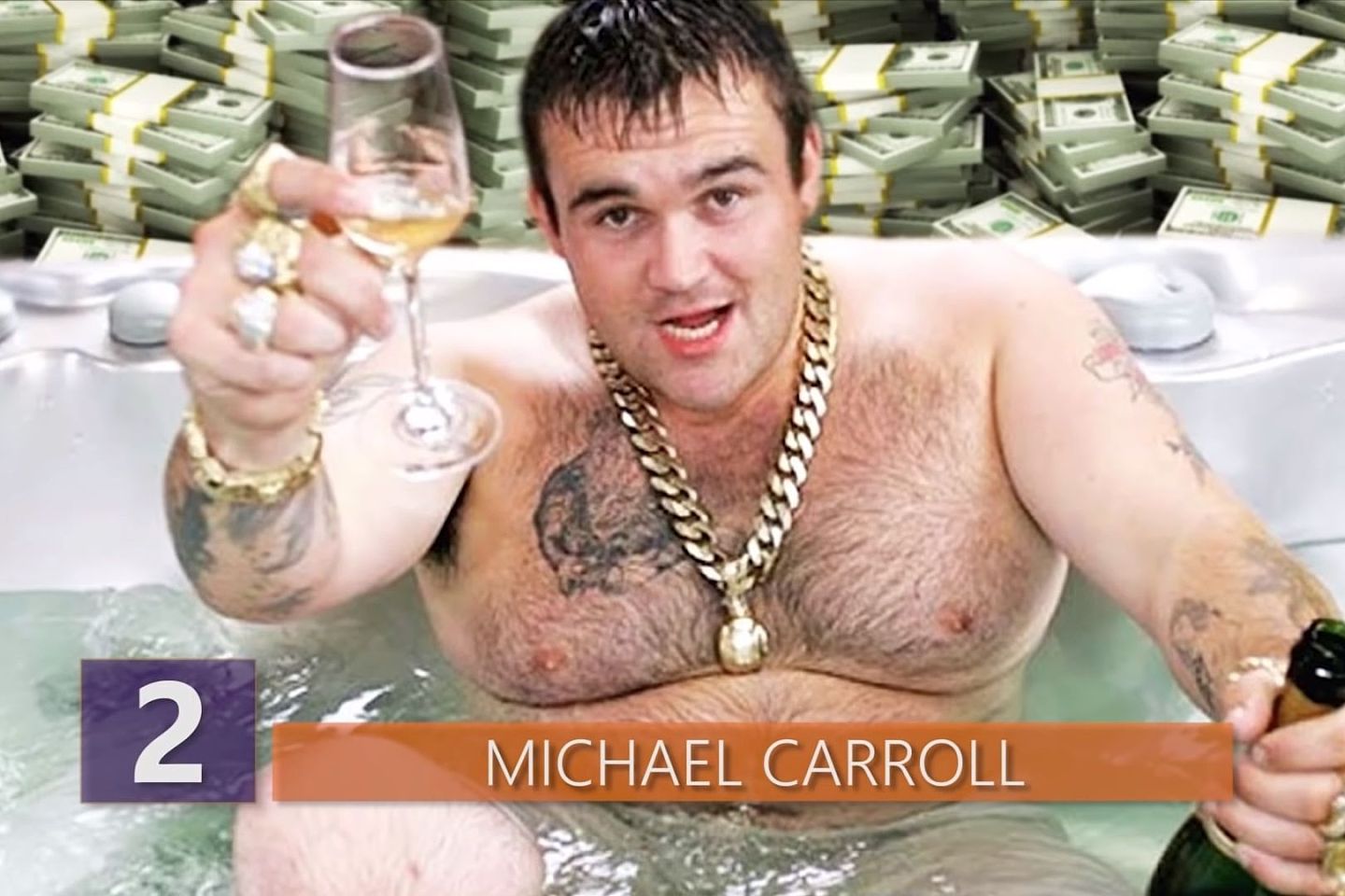 ▲▼英国男子卡罗（Michael Carroll）19岁中乐透头奖，下场超惨。（图／翻摄自YouTube）