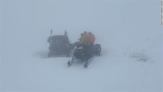 美国80公里超级马拉松突遇暴雪，雪深至46厘米，搜救5个小时无人冻死（视频/组图） - 1