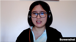 张学菲（Sophie Zhang）接受美国之音Skype采访视频截图。