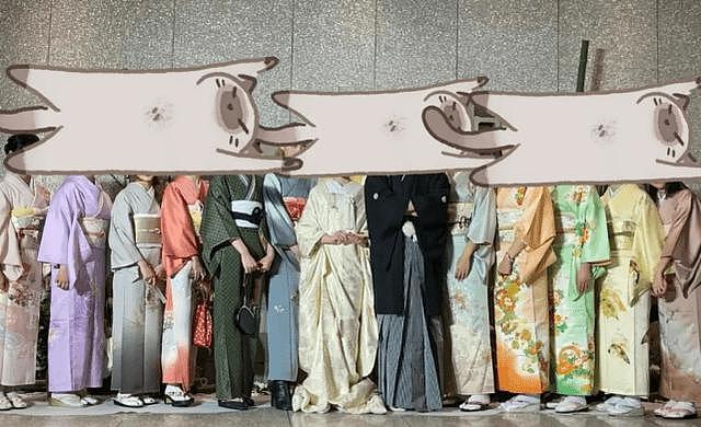 广州5名女子极限暴露在纪念馆前做不雅事！火辣热舞遭游客怒斥：这里不是夜店！（视频/组图） - 14