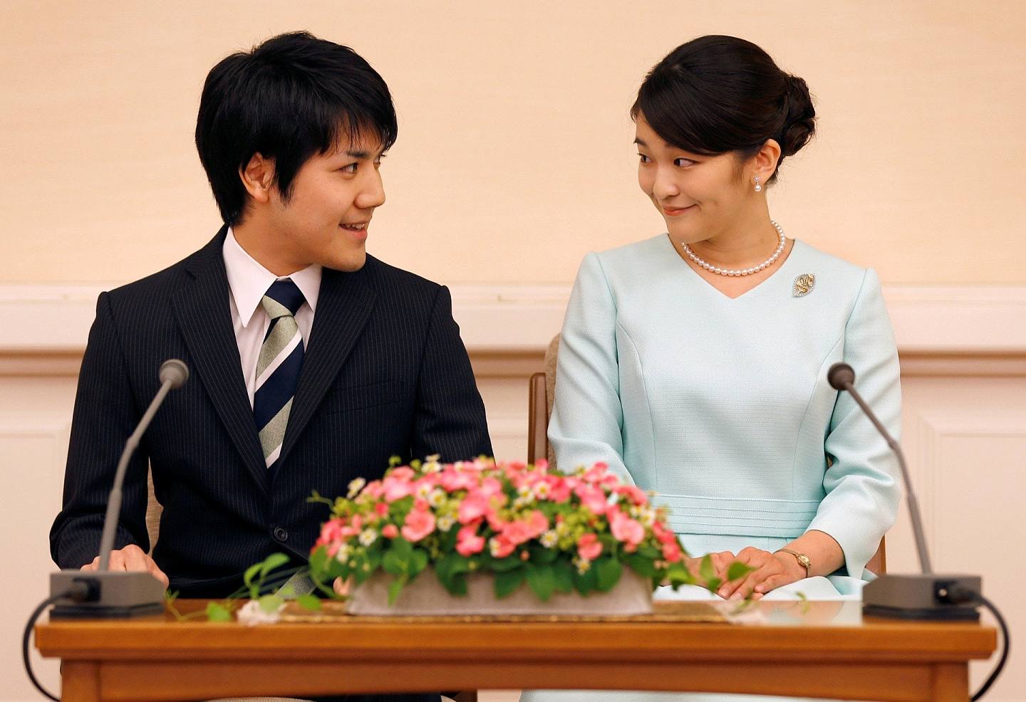 日本真子公主：真子與小室圭2017年9月召開記者會宣布訂婚，並決定在2018年11月結婚，但臨時因「準備不足」而延期。後來小室又要赴美留學，婚事再度押後。（VCG）