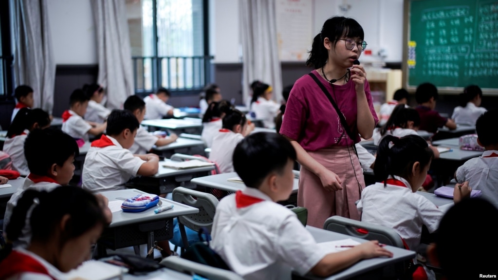 中国武汉一间小学的课堂情景。（2020年9月4日）