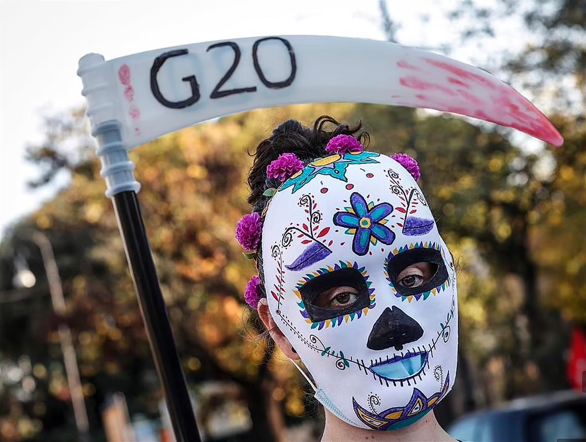 G20晚宴细节多：美英法领导人坐得远，莫里森马克龙见面，眼神说明一切（组图） - 5