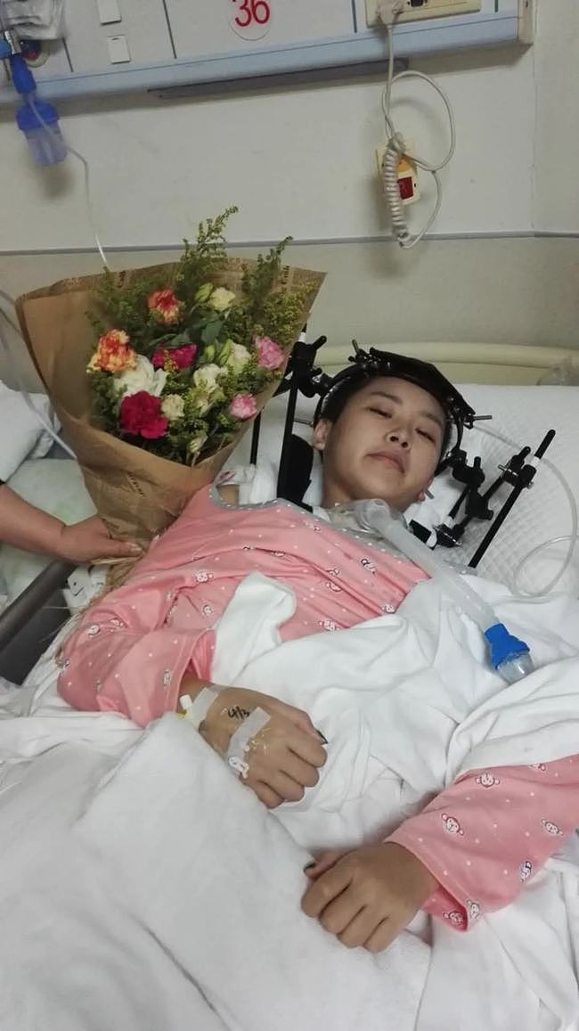 遭遇车祸、高位截瘫的中国留学女孩，拿下了乒乓球冠军（组图） - 12