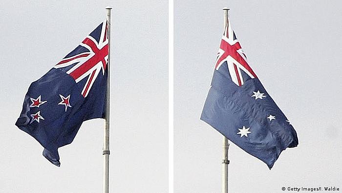 Flaggen von Neuseeland und Australien (R)