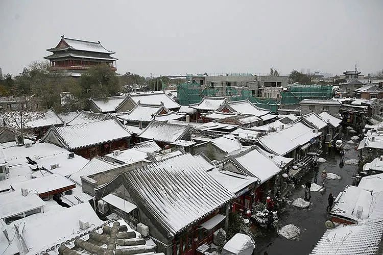 立冬初雪扮靓冬奥之城