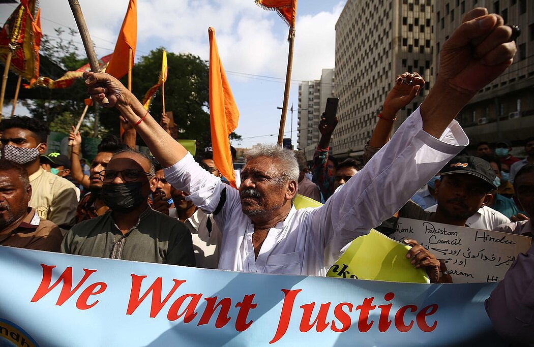 8月，巴基斯坦卡拉奇市的印度教徒抗议拉希姆亚尔汗县针对印度教寺庙的暴力袭击。