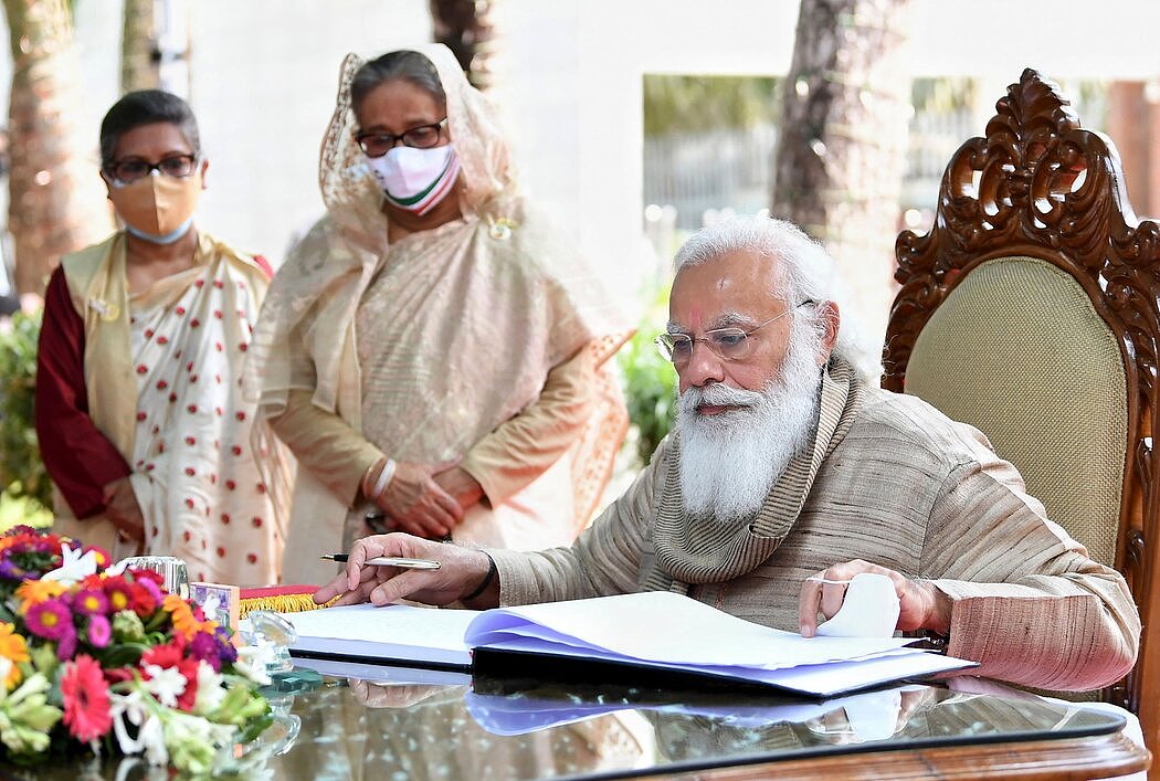 今年3月访问孟加拉国期间，印度总理纳伦德拉·莫迪与孟加拉国总理谢赫·哈西娜。