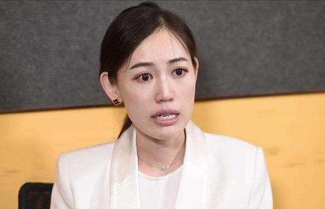 王宝强新女友冯清被爆黑历史，欠债、有私生子，宝强这次怎么办？