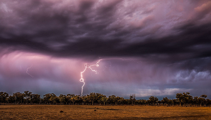 thunderstorm-asthma-feature.jpg,0