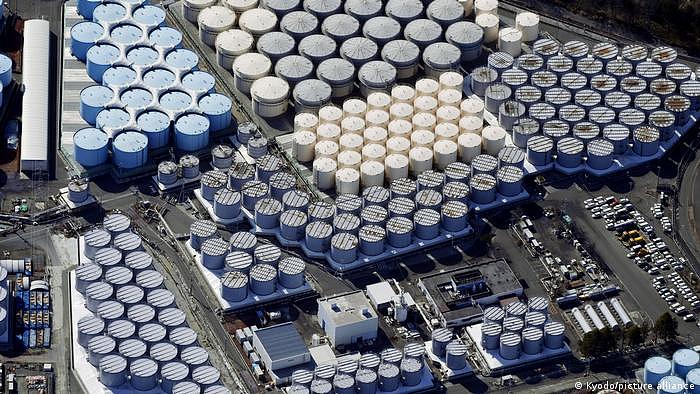东京电力称，福岛第一核电站现已累积上百万吨核废水，装于储藏罐中