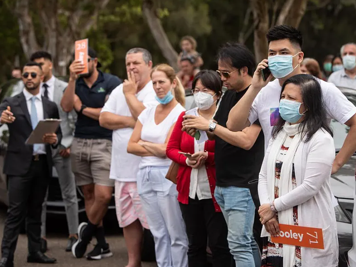 悉尼旧房70年来首次拍卖，高出预期$58万成功售出！卖家中介惊到（组图） - 4