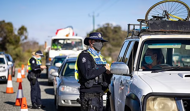 解雇、停薪或罚款$2万！西澳数百名警员仍未接种，当局发出严重警告（组图） - 2