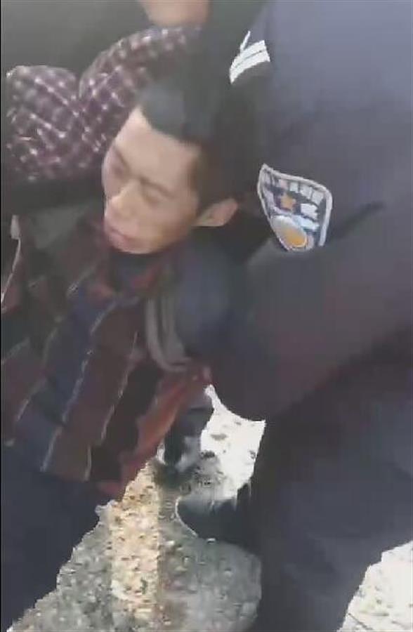 吉林监狱逃犯朱贤健在一废弃景区被抓，逃亡40余天，曾被悬赏70万，抓捕现场曝光（视频/组图） - 4
