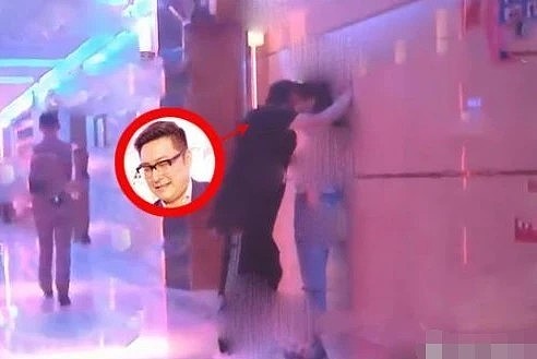 王岳伦官宣离婚，李湘婚变两月后晒与鲜肉男合照，穿情侣装引热议（组图） - 7