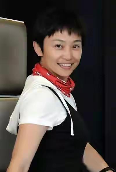 中国第一美女保镖，保护过13国元首，曾获选美小姐季军，身价上亿（组图） - 2