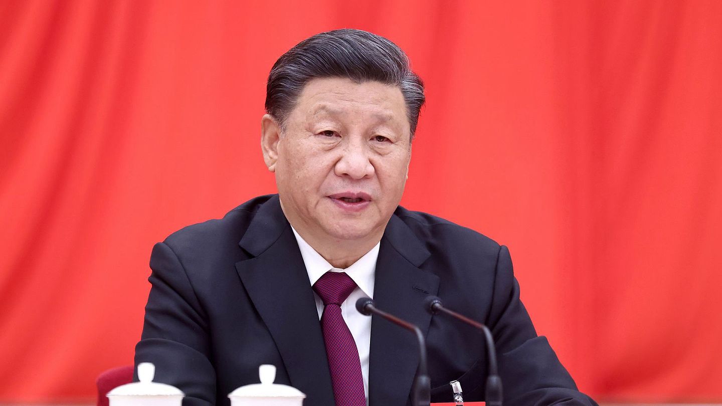 习近平在2019年11月考察上海时提出“全过程民主”。（新华社）