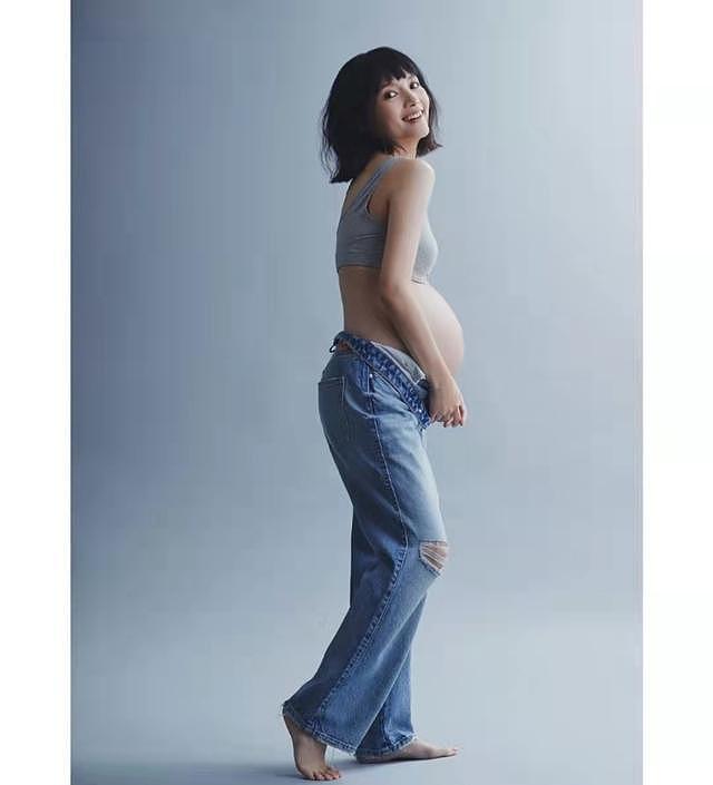 三年抱三！31岁TVB童颜女星三胎随时可生，罕见公开孕肚写真照（组图） - 9