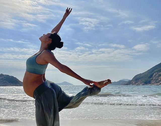 临盆在即！40岁香港名模怀二胎38周，晒各种高难度瑜伽动作引热议（组图） - 2