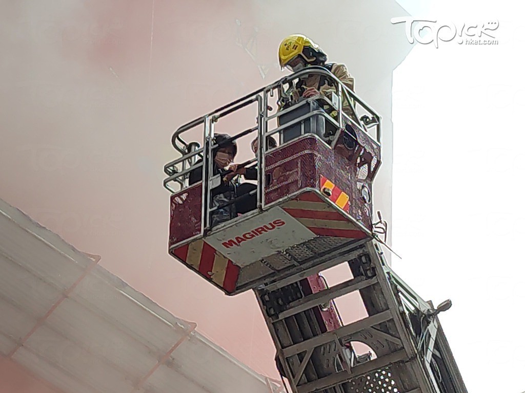 香港铜锣湾世贸中心突发大火：被困人员全部获救 14人送院