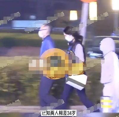 结婚生子？29岁王紫璇与63岁陈国富一起开车回家，怀抱一小孩同行