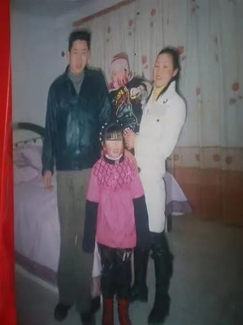 孙卓姐姐发声：弟弟丢失的14年，我家像得了癌症，妈妈曾想砍自己的手