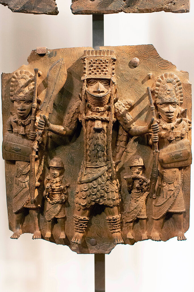 2019年12月在伦敦大英博物馆展出的贝宁青铜器。这些非洲文物在19世纪被英国军队劫掠，现在散落在世界各地。