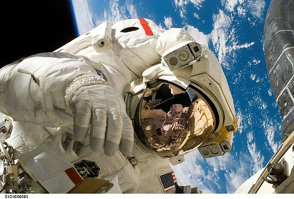 ▲▼太空人,外太空,宇宙。（图／取自免费图库Pixabay）