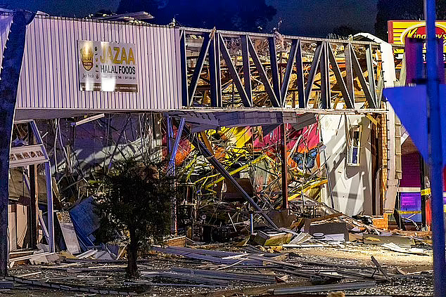 澳商铺发生爆炸，屋顶被掀飞！多家餐厅受损，玻璃碎片乱溅（视频/组图） - 6