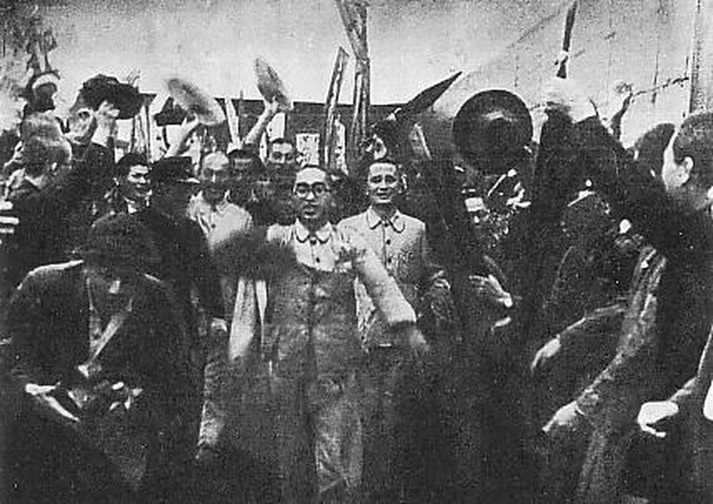 1945年二战结束后，狱中共产党人重获自由。（Wiki Commons）