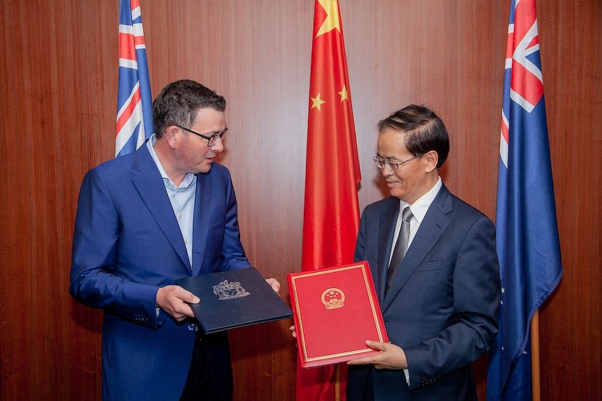 2019年， 维州州长与前任驻澳大使签订“一带一路”框架协议。