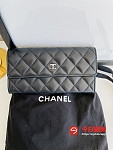 出售自用99新正品香奈儿Chanel Prada Ferragamo LV包包钱包