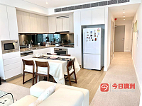 Rhodes  Central 车站旁海港大桥水景奢华独卫卧室招租