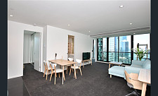 Melbourne City Entire 2 Bedroom Apartment For Rent