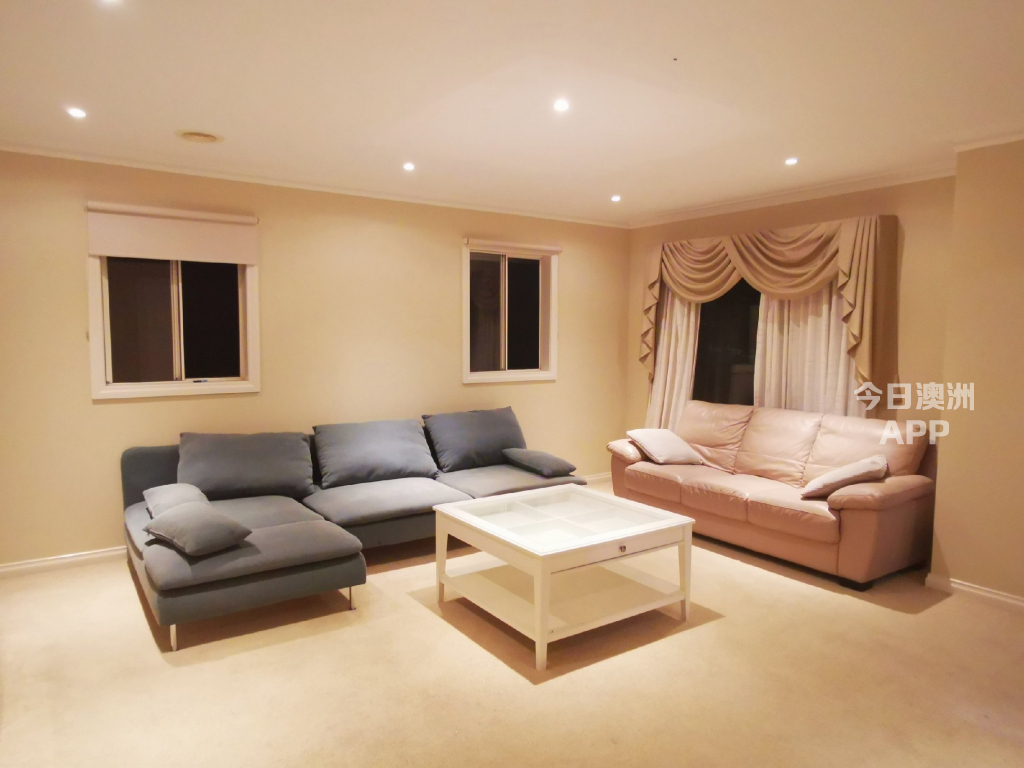 今日墨尔本Bundoora 61站豪华house 豪华主卧1250 Latrobe超市电车站10分钟 Bundoora 61站豪华house 豪华主卧1250 Latrobe超市电车站10分钟
