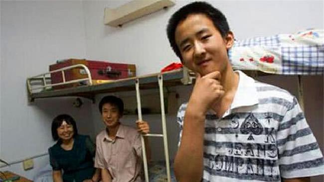 16岁“读博士”的神童，却逼父母在北京买豪宅，如今现状如何？（组图） - 11