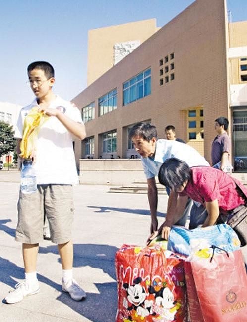 16岁“读博士”的神童，却逼父母在北京买豪宅，如今现状如何？（组图） - 20