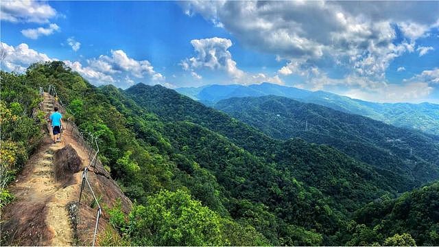 由于周业镇的努力，台湾政府开始每年拨出200万美元预算来维持台北的登山径(Credit: Chun-Che Tseng/EyeEm/Getty Images)