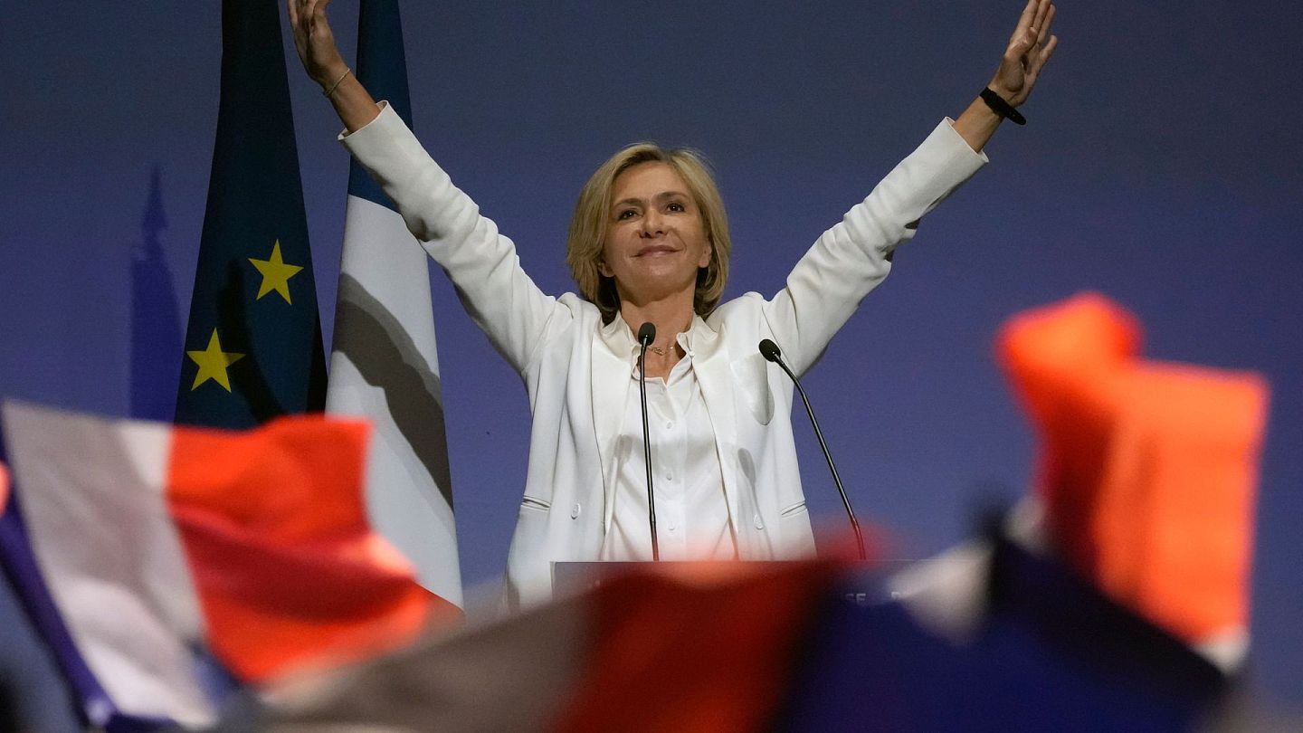 传统右翼大党“共和党”候选人佩克雷斯 （Valérie Pécresse）成为马克龙的最有力挑战者。（美联社）
