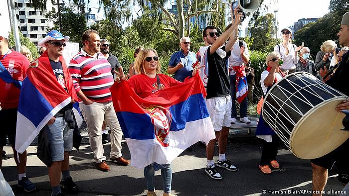 Australien Melbourne | Proteste wegen Novak Djokovic