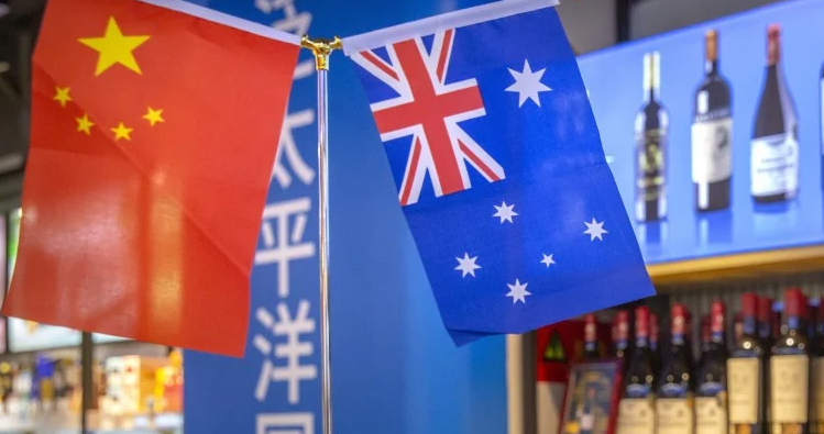 去年澳洲对华出口额猛增40%！澳媒：中国经济放缓对澳而言是个危险信号