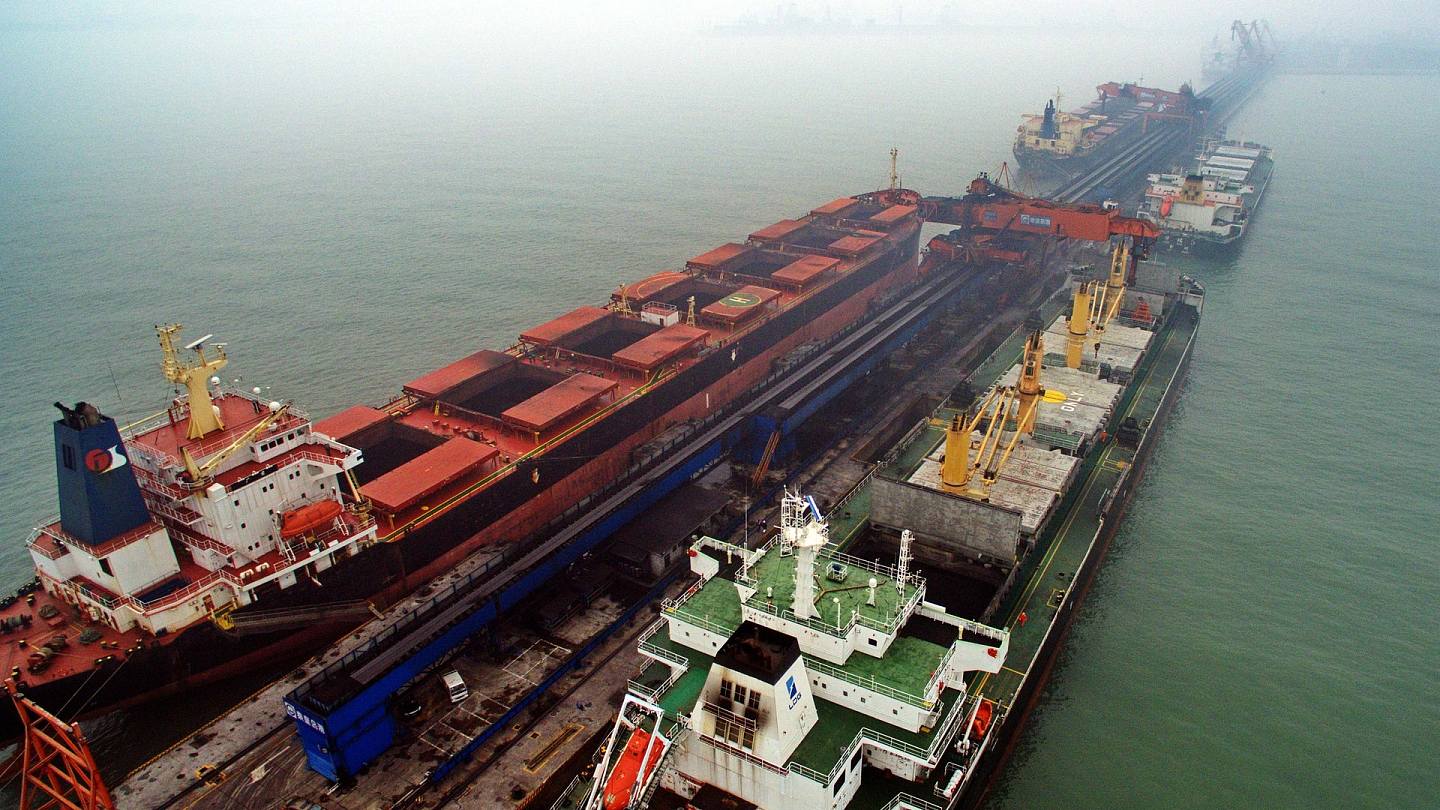 美媒：中国放行大部分滞留港口的澳洲煤炭