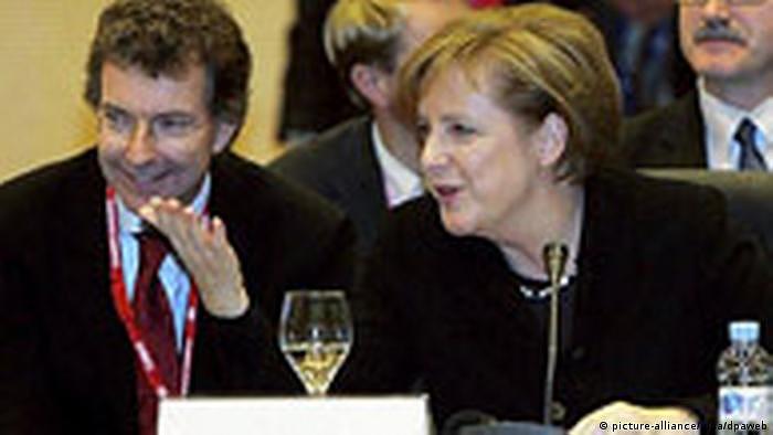 EU-Mittelmeergipfel - Merkel und Dr. Christoph Heusgen