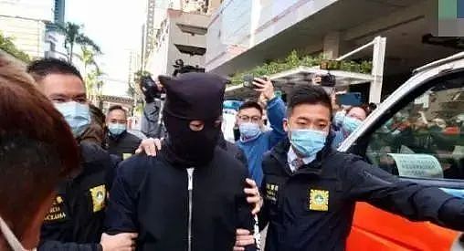 惊爆！安以轩百亿富豪老公除夕前夜被捕，昔日黑道公主梦碎前半生（组图） - 8