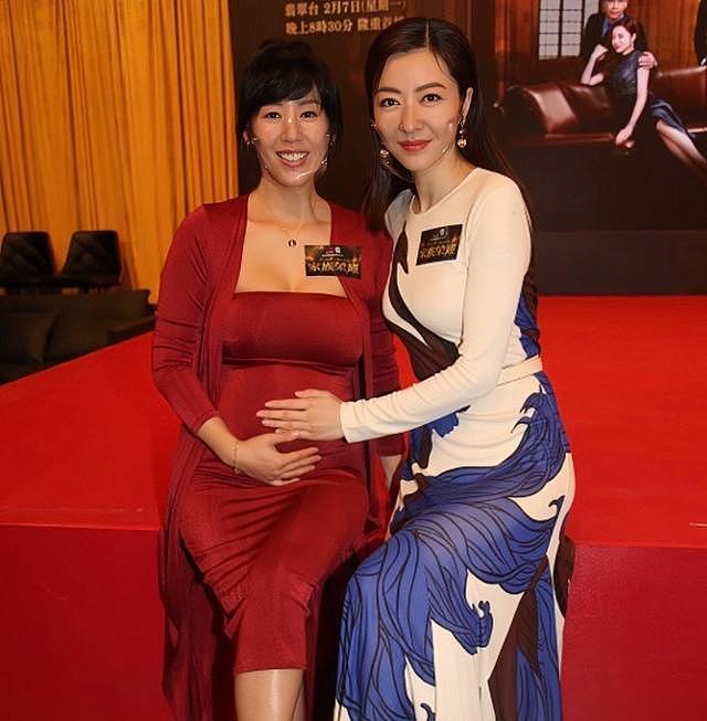 恭喜！香港著名女星怀二胎半年脚踩高跟鞋现身，宣布封肚不会再生（组图） - 3