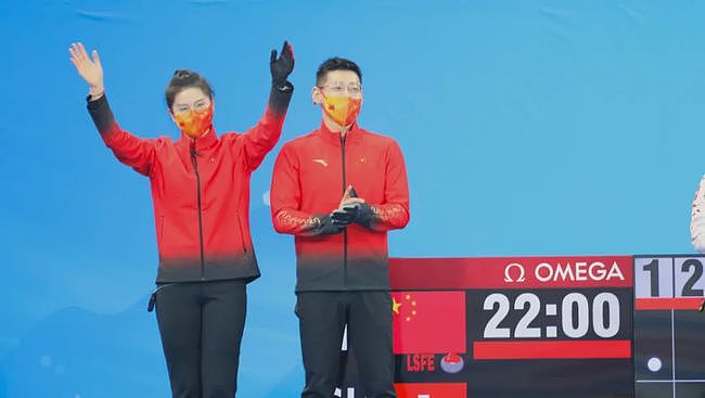 冬奥冰壶混双中国队战胜瑞士，中国组合惊艳圈粉：不仅颜值高，配合还默契（组图） - 3