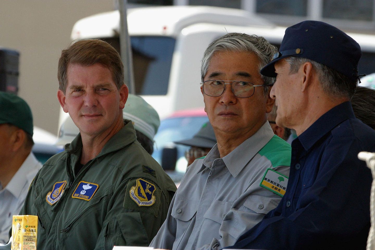 2002年，石原慎太郎出席日本自卫队的救灾演习。（Getty Images）