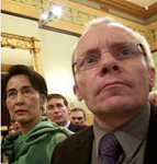 澳洲促缅甸释放被捕澳籍经济顾问（图）