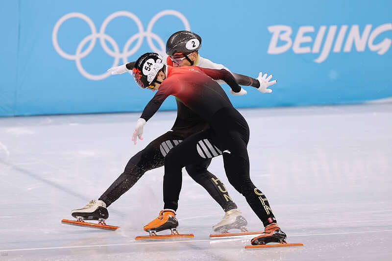 冬奥男子短道速滑1000米，中国选手包揽金银（图） - 3
