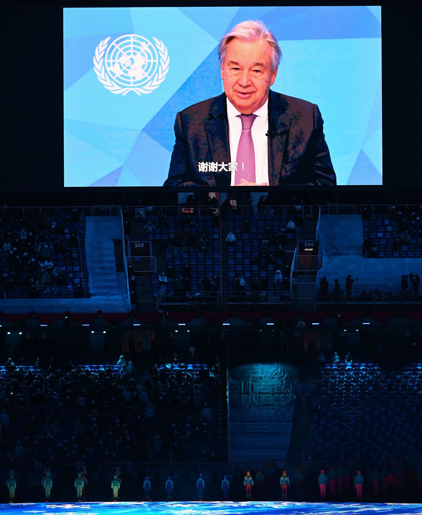 北京冬奥会开幕式前，联合国秘书长古特雷斯发表视频致辞。（新华社）